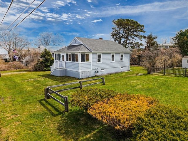 44 Carman Ave, Sandwich, MA 02563