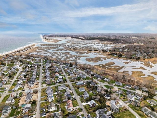 44 Carman Ave, Sandwich, MA 02563