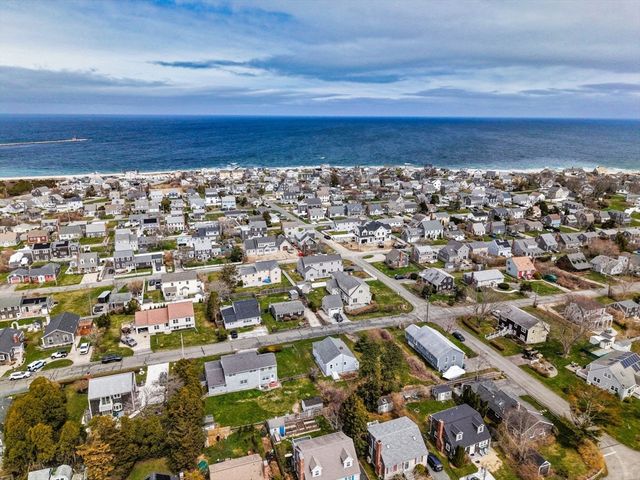 44 Carman Ave, Sandwich, MA 02563