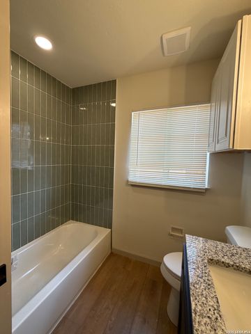 1043 SHADWELL DR, San Antonio, TX 78228
