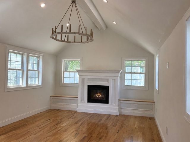 2 Mechanic St, Merrimac, MA 01860