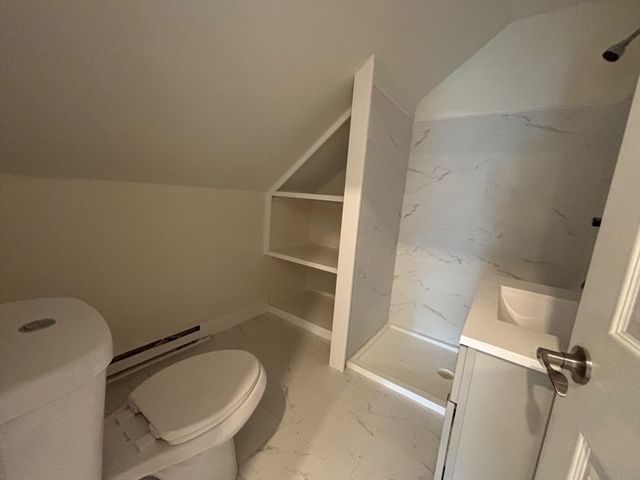 2 Mechanic St, Merrimac, MA 01860
