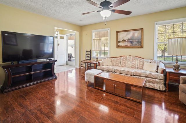 7199 W Hwy 80, Nancy, KY 42544