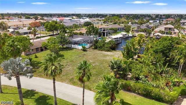 1709 SE 46th ST, Cape Coral, FL 33904