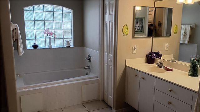 114 FOXHALL LANE, Palm Coast, FL 32137