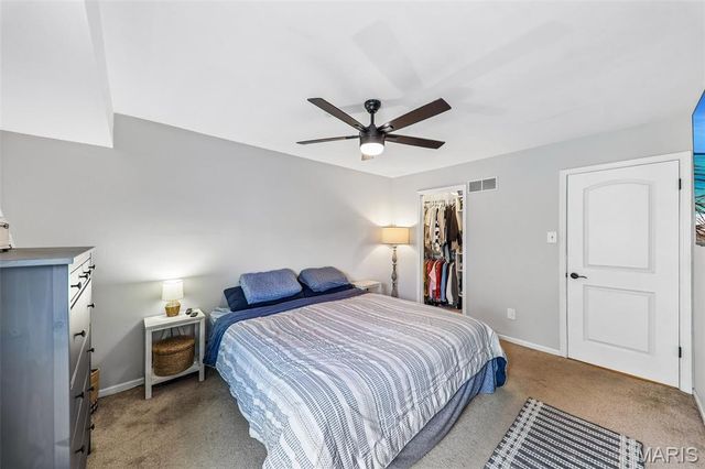547 Schrader Farm Drive, St Peters, MO 63376