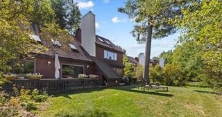 615 Field Rd # 73, Stowe, VT 05672