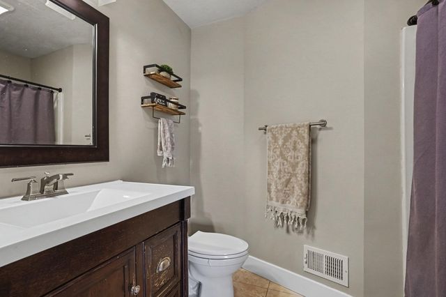 32190 Pinedale Lane, Gobles, MI 49055