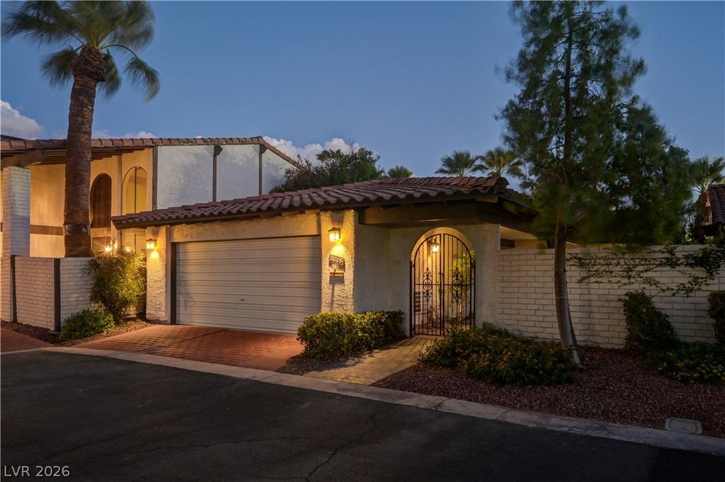 3005 Plaza De Rosa, Las Vegas, NV 89102 — photo 4