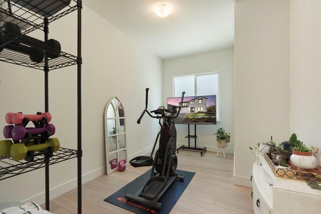 3242 Shrute Dr, Lathrop, CA 95330