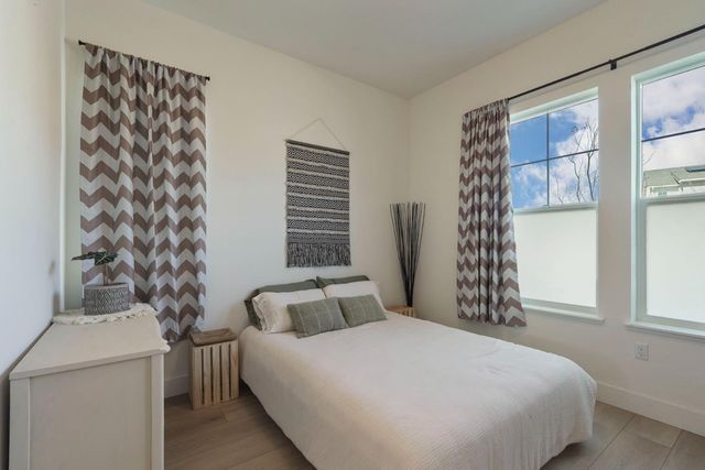 3242 Shrute Dr, Lathrop, CA 95330