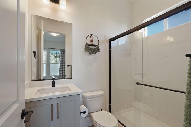 3242 Shrute Dr, Lathrop, CA 95330