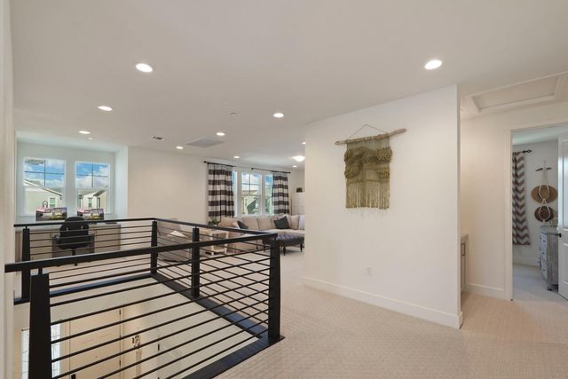 3242 Shrute Dr, Lathrop, CA 95330