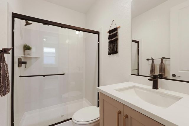 3242 Shrute Dr, Lathrop, CA 95330