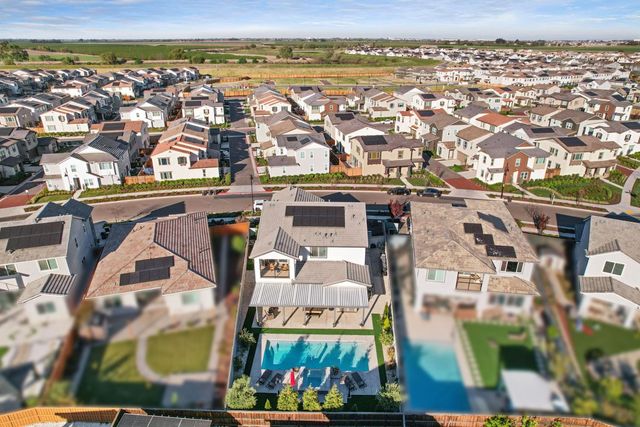 3242 Shrute Dr, Lathrop, CA 95330