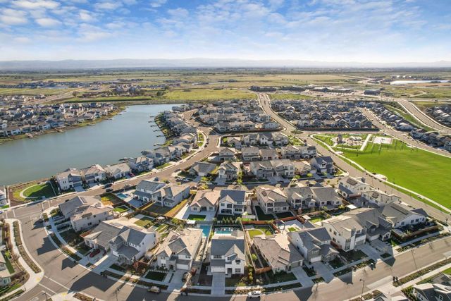 3242 Shrute Dr, Lathrop, CA 95330