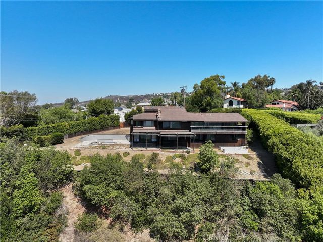 2155 Temple Hills, Laguna Beach, CA 92651