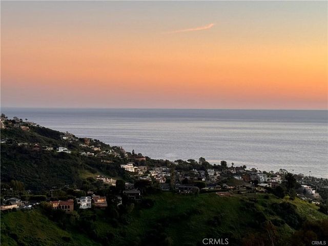 2155 Temple Hills, Laguna Beach, CA 92651