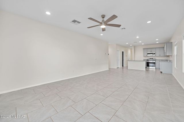 12143 E Rose Frances Drive, Vail, AZ 85641