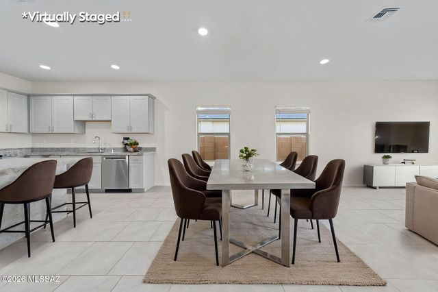 12143 E Rose Frances Drive, Vail, AZ 85641