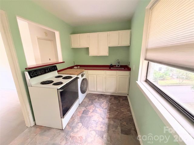 615 Biltmore Avenue W-3, Asheville, NC 28803