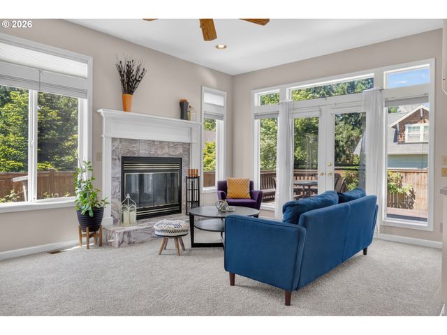 2669 AUGUSTA St, Eugene, OR 97403