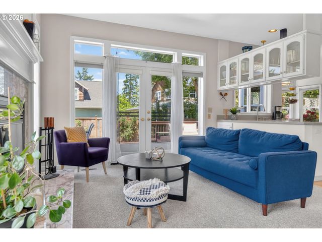 2669 AUGUSTA St, Eugene, OR 97403