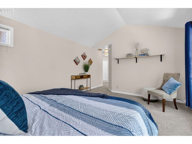 2669 AUGUSTA St, Eugene, OR 97403