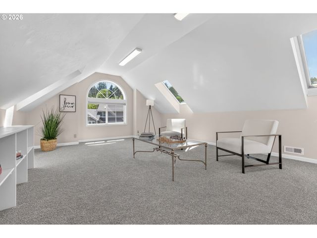 2669 AUGUSTA St, Eugene, OR 97403