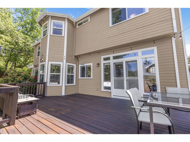 2669 AUGUSTA St, Eugene, OR 97403