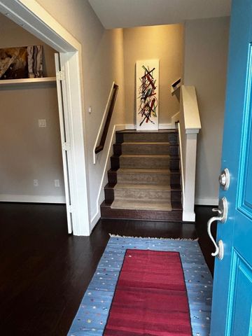 2424 Couch Street, Houston, TX 77008