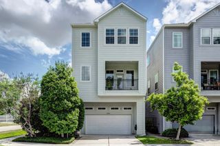 2424 Couch Street, Houston, TX 77008