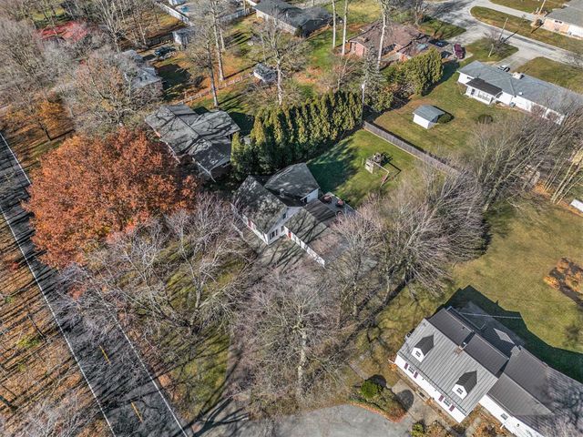 1711 W Clinton Street, Goshen, IN 46526