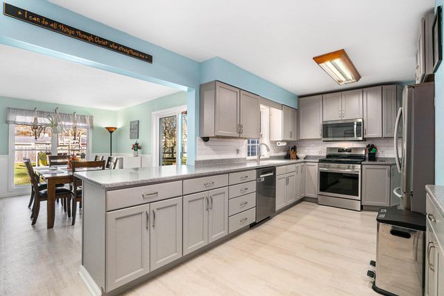 1711 W Clinton Street, Goshen, IN 46526