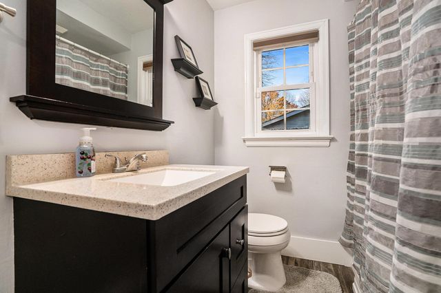 1711 W Clinton Street, Goshen, IN 46526