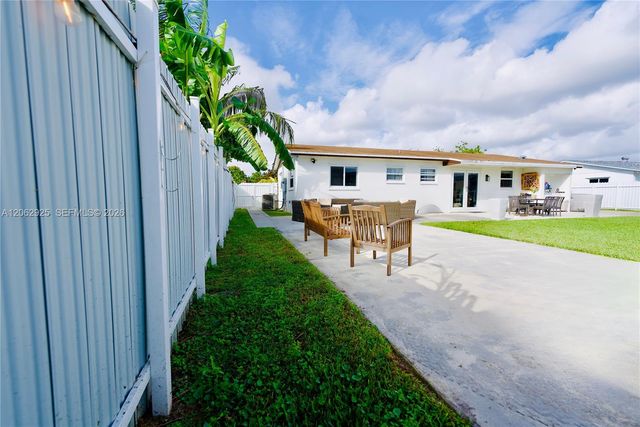 14515 SW 105th Court 0, Miami, FL 33176