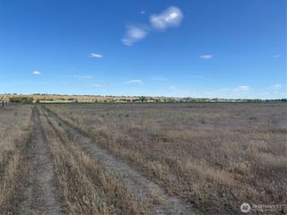 5125 Lakeview Way, Ephrata, WA 98823