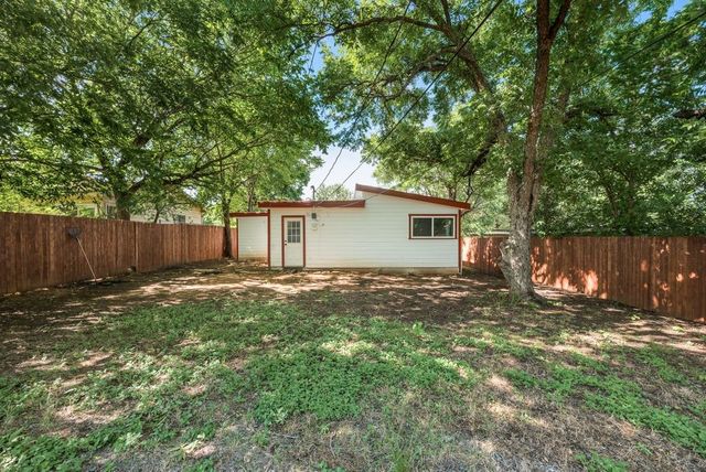 1512 Sherman Street, Arlington, TX 76012
