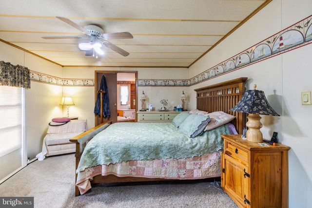 16 HOLLY CT, Mays Landing, NJ 08330