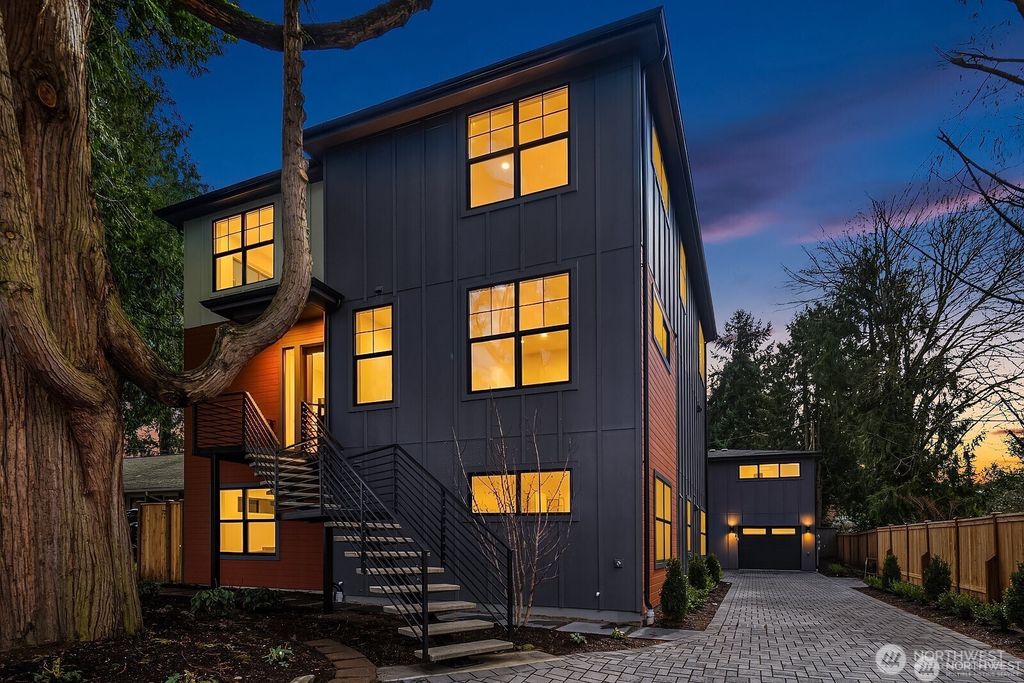 2615 NE 87th Street, Seattle, WA 98115