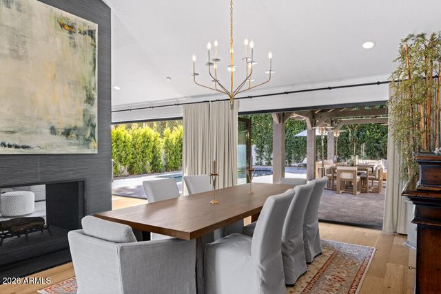 9627 E Gold Dust Avenue, Scottsdale, AZ 85258