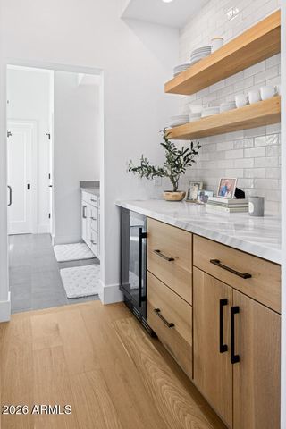 9627 E Gold Dust Avenue, Scottsdale, AZ 85258