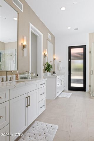 9627 E Gold Dust Avenue, Scottsdale, AZ 85258