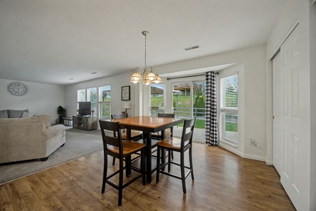 10150 Meadow Glen Drive, Independence, KY 41051