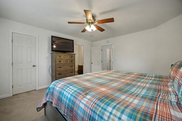 10150 Meadow Glen Drive, Independence, KY 41051