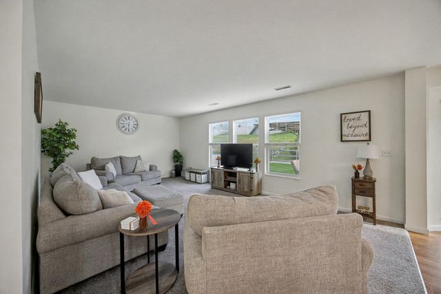 10150 Meadow Glen Drive, Independence, KY 41051