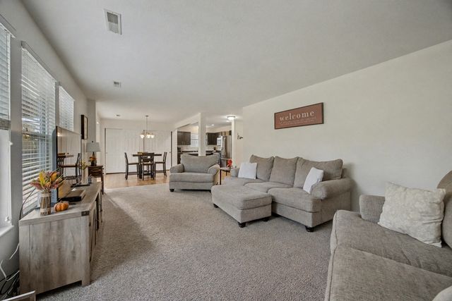 10150 Meadow Glen Drive, Independence, KY 41051