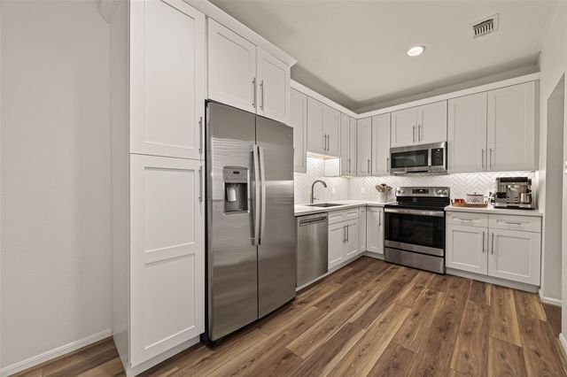 3330 Las Palmas Street 22, Houston, TX 77027