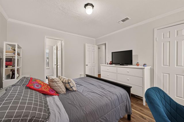 3330 Las Palmas Street 22, Houston, TX 77027
