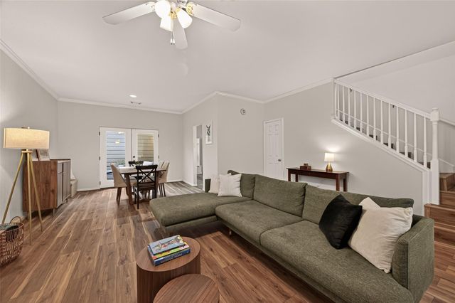 3330 Las Palmas Street 22, Houston, TX 77027